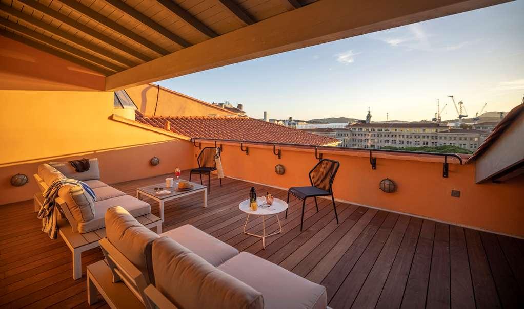 L'Eautel Toulon Centre Port Hotel Étterem fotó